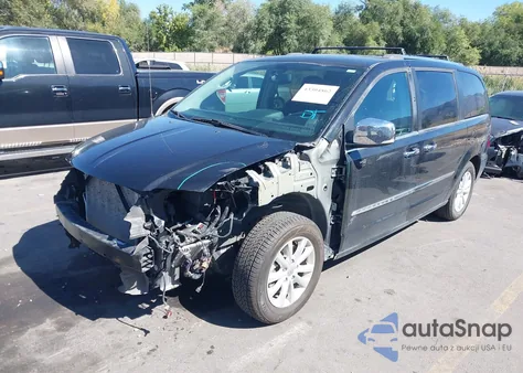 2015 Chrysler Town & Country Limited Platinum из США, поврежденный, VIN 2C4RC1GGXFR630260